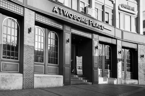 A TWOSOME PLACE Sinchon Branch (2002)
